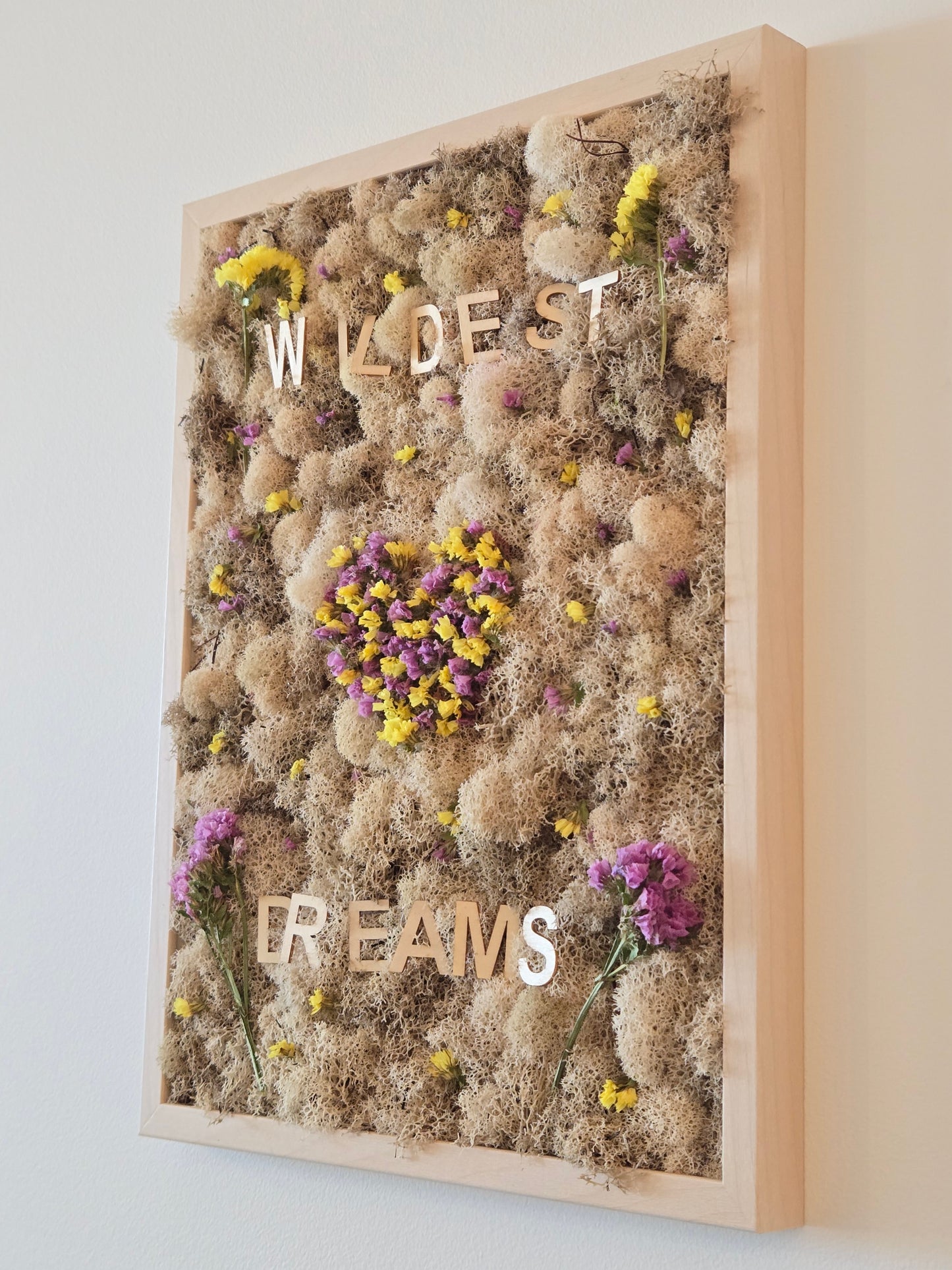 Nude Moss & Flowers - Wildest Dreams