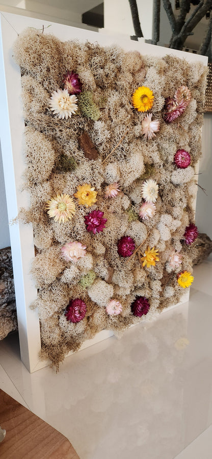 Nude Moss & Flowers - Moss Art