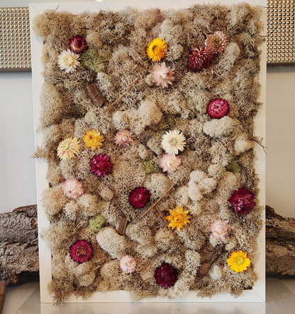 Nude Moss & Flowers - Moss Art