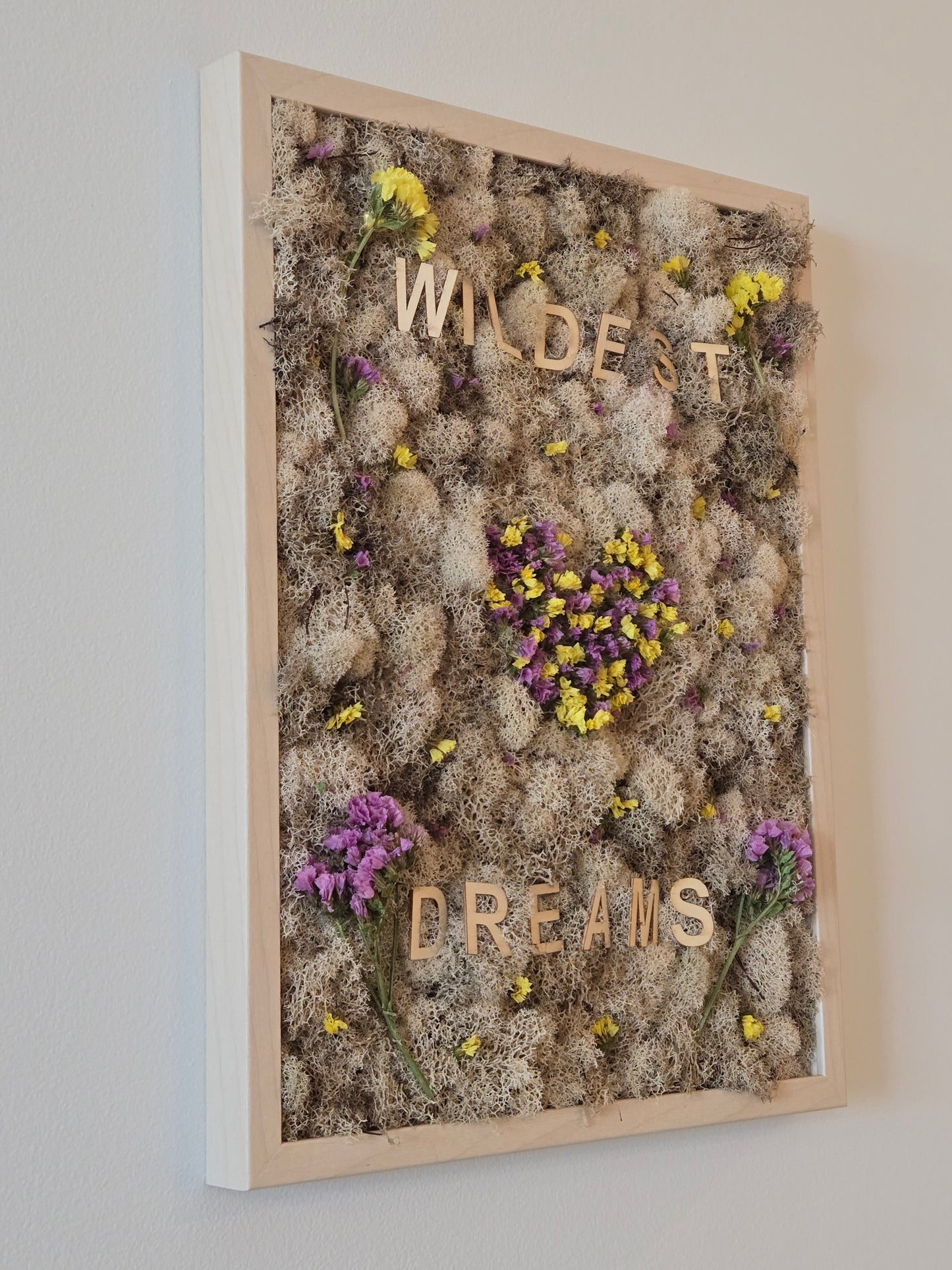Nude Moss & Flowers - Wildest Dreams